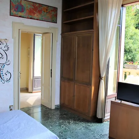 Appartamento Mughetto In Villa Marchello Apartment *