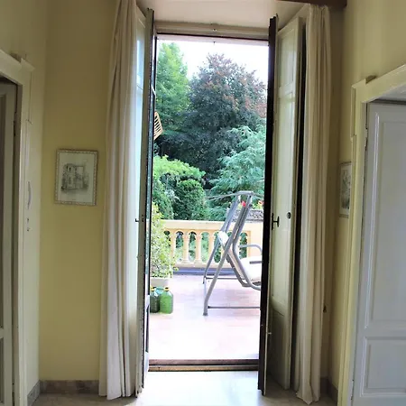 Appartamento Mughetto In Villa Marchello Brunate