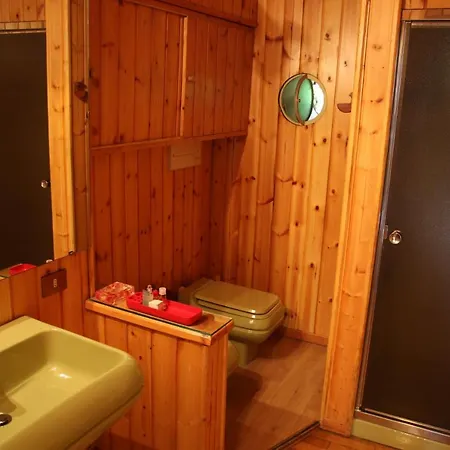 Apartment Appartamento Mughetto In Villa Marchello Brunate