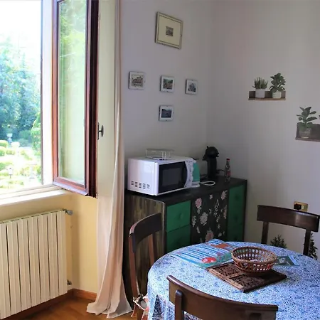 公寓 Appartamento Mughetto In Villa Marchello 布鲁纳特